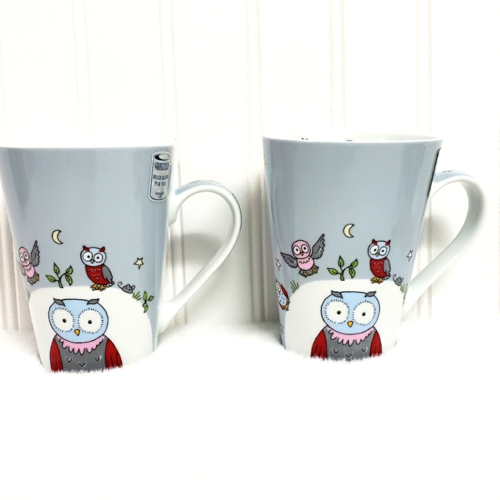 Pair of Konitz Globetrotting owl mugs
